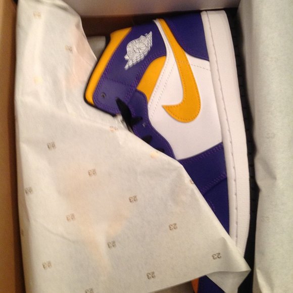 Air Jordan 1 Mid Men's Concord/White/Black/Taxi Sneakers -USA Size:11.5- NIB - Picture 7 of 14